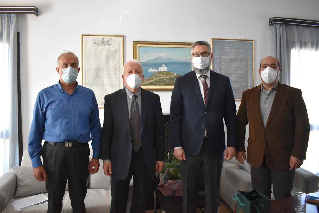 aggelos vlattas kostas moutzouris arthur spyrou