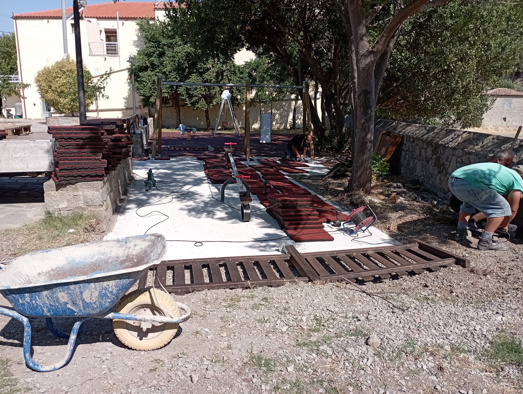 paidiki kontias2