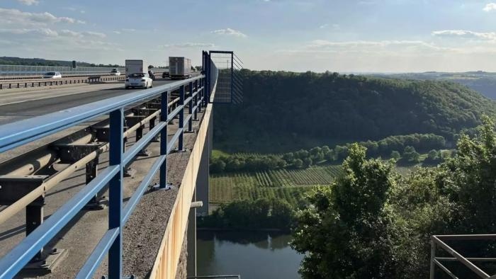 dangerous bridge germany12