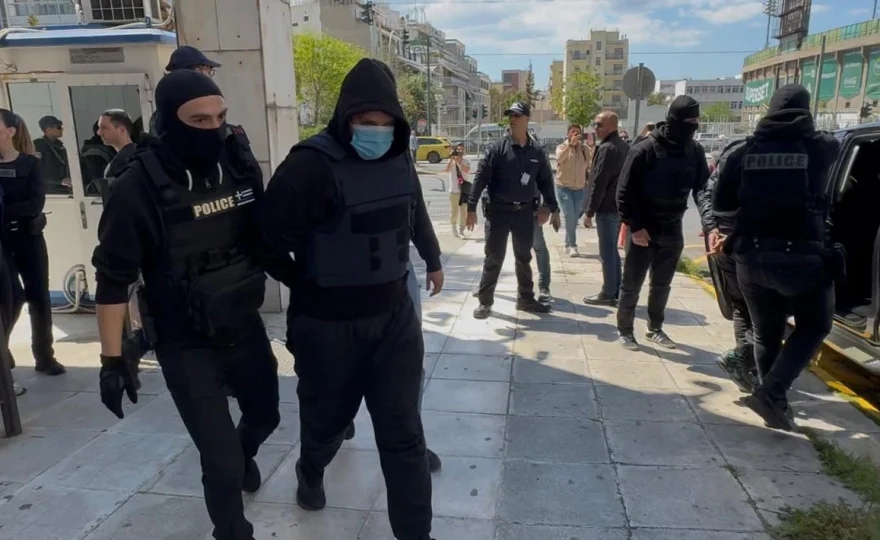 drastes 20xronos 2 dsdsd