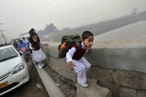 438774 slide 267330 1832923 free-1024x676