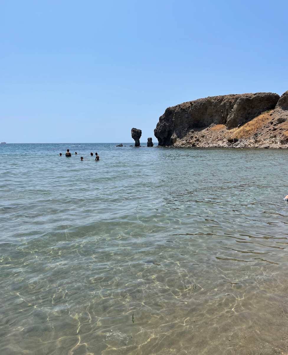 likewomangr-limnos.jpg