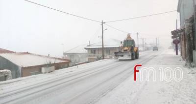 &Lambda;ή&mu;&nu;&omicron;&sigmaf; - &laquo;&Mu;ή&delta;&epsilon;&iota;&alpha;&raquo;: &Epsilon;&gamma;&kappa;&lambda;&omega;&beta;&iota;&sigma;&mu;ό&sigmaf; &omicron;&delta;&eta;&gamma;ώ&nu; | &Pi;&rho;&omicron;&sigma;&omicron;&chi;ή &sigma;&tau;&alpha; &omicron;&rho;&epsilon;&iota;&nu;ά &chi;&omega;&rho;&iota;ά (video)