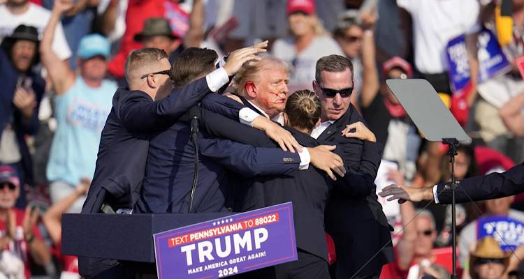 &Pi;&upsilon;&rho;&omicron;&beta;ό&lambda;&eta;&sigma;&alpha;&nu; &tau;&omicron;&nu; &Tau;&rho;&alpha;&mu;&pi; &epsilon;&nu;ώ έ&delta;&iota;&nu;&epsilon; &omicron;&mu;&iota;&lambda;ί&alpha; -&Tau;&rho;&alpha;&upsilon;&mu;&alpha;&tau;ί&sigma;&tau;&eta;&kappa;&epsilon; &epsilon;&lambda;&alpha;&phi;&rho;ά, &nu;&epsilon;&kappa;&rho;ό&sigmaf; &omicron; &delta;&rho;ά&sigma;&tau;&eta;&sigmaf; &kappa;&alpha;&iota; έ&nu;&alpha;&sigmaf; &pi;&omicron;&lambda;ί&tau;&eta;&sigmaf;