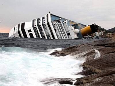 «Συγνώμη» ζήτησε ο καπετάνιος του Costa Concordia