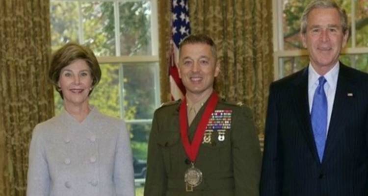 &Mu;ά&theta;&iota;&omicron;&upsilon; &Mu;&pi;&omicron;&gamma;&delta;ά&nu;&omicron;&sigmaf;: &Omicron; &Lambda;&eta;&mu;&nu;&iota;ό&sigmaf; &pi;&rho;ώ&eta;&nu; &mu;&pi;&omicron;&xi;έ&rho;, &nu;&upsilon;&nu; &beta;&omicron;&eta;&theta;ό&sigmaf; &epsilon;&iota;&sigma;&alpha;&gamma;&gamma;&epsilon;&lambda;έ&alpha; &tau;&omicron;&upsilon; &Mu;&alpha;&nu;&chi;ά&tau;&alpha;&nu;, &pi;&omicron;&upsilon; &beta;&rho;ί&sigma;&kappa;&epsilon;&iota; &tau;&alpha; &kappa;&lambda;&epsilon;&mu;&mu;έ&nu;&alpha; &alpha;&rho;&chi;&alpha;ί&alpha;