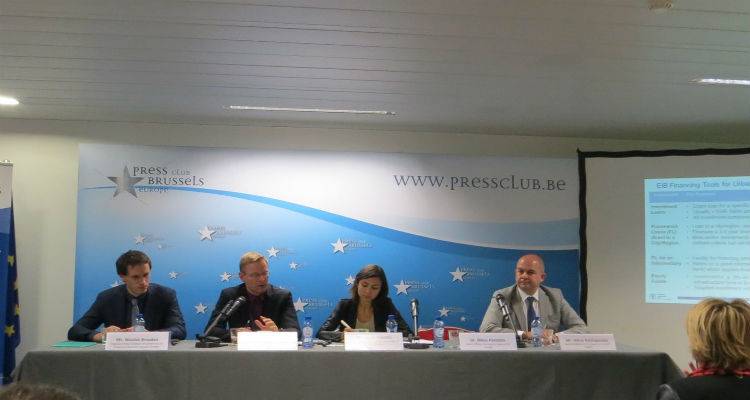 &Eta; &Pi;&epsilon;&rho;&iota;&phi;έ&rho;&epsilon;&iota;&alpha; &Beta;&omicron;&rho;&epsilon;ί&omicron;&upsilon; &Alpha;&iota;&gamma;&alpha;ί&omicron;&upsilon; &pi;&alpha;&rho;&omicron;ύ&sigma;&alpha; &sigma;&tau;&eta;&nu; &Epsilon;&upsilon;&rho;&omega;&pi;&alpha;ϊ&kappa;ή &Epsilon;&beta;&delta;&omicron;&mu;ά&delta;&alpha; &Pi;&epsilon;&rho;&iota;&phi;&epsilon;&rho;&epsilon;&iota;ώ&nu; &kappa;&alpha;&iota; &Pi;ό&lambda;&epsilon;&omega;&nu;, &sigma;&tau;&iota;&sigmaf; &Beta;&rho;&upsilon;&xi;έ&lambda;&lambda;&epsilon;&sigmaf;