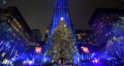 &Tau;&alpha; &Chi;&rho;&iota;&sigma;&tau;&omicron;ύ&gamma;&epsilon;&nu;&nu;&alpha; &sigma;&tau;&iota;&sigmaf; 4 &gamma;&omega;&nu;&iota;έ&sigmaf; &tau;&omicron;&upsilon; &pi;&lambda;&alpha;&nu;ή&tau;&eta; &mu;έ&sigma;&alpha; &alpha;&pi;ό 25 &phi;&omega;&tau;&omicron;&gamma;&rho;&alpha;&phi;&iota;&kappa;ά &kappa;&lambda;&iota;&kappa;