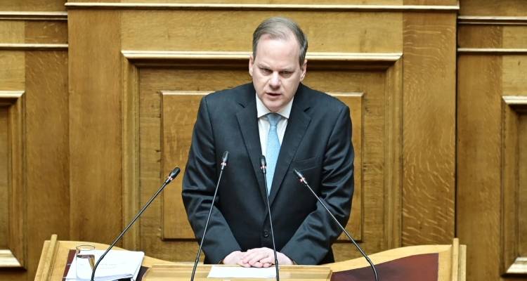&Beta;&omicron;&upsilon;&lambda;ή: &Mu;&epsilon; 157 &laquo;&nu;&alpha;&iota;&raquo; &pi;&alpha;&rho;&alpha;&pi;έ&mu;&pi;&epsilon;&tau;&alpha;&iota; &sigma;&tau;&omicron; &Delta;&iota;&kappa;&alpha;&sigma;&tau;&iota;&kappa;ό &Sigma;&upsilon;&mu;&beta;&omicron;ύ&lambda;&iota;&omicron; &omicron; &Kappa;ώ&sigma;&tau;&alpha;&sigmaf; &Kappa;&alpha;&rho;&alpha;&mu;&alpha;&nu;&lambda;ή&sigmaf;