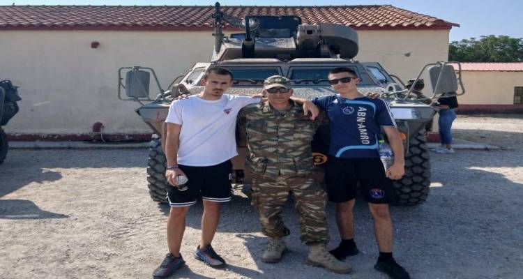Οικογένειες στις πύλες των στρατοπέδων της Λήμνου | Μια ημέρα γνωριμίας και συγκίνησης