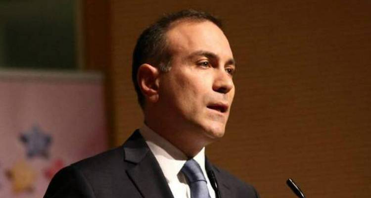 Ο διεθνολόγος Κωνσταντίνος Φίλης στον FM 100 για τα «κίτρινα γιλέκα», τις δηλώσεις Ζάεφ και το Brexit (mp3)