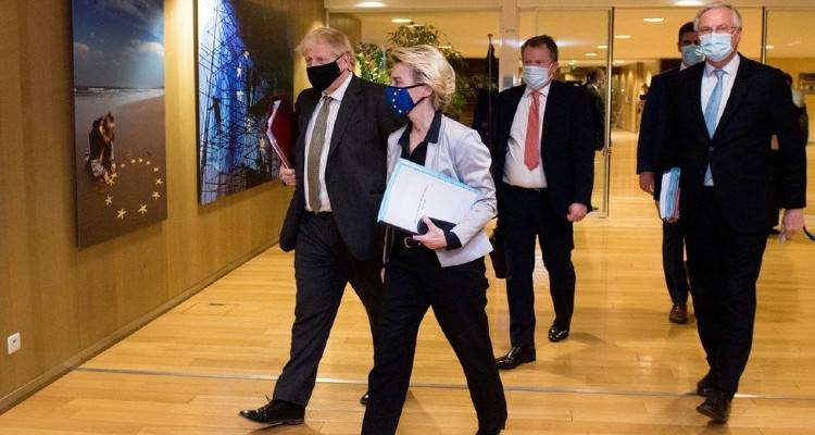 Brexit:  Το χάσμα πραμένει στις συνομιλίες για την επίτευξη εμπορικής συμφωνίας μεταξύ της Βρετανίας και της ΕΕ