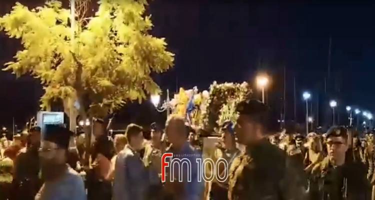Λήμνος: Με λαμπρότητα η περιφορά της εικόνας της Παναγίας στο λιμάνι της Μύρινας (photos &amp; video)