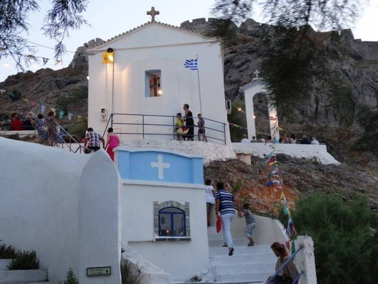 Ο εορτασμός της Αγίας Παρασκευής στη Μύρινα (photos)