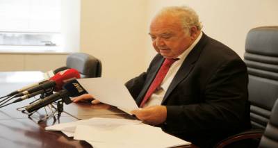 &Sigma;&tau;&omicron; &Sigma;&tau;&Epsilon; &tau;&omicron; &zeta;ή&tau;&eta;&mu;&alpha; &tau;&eta;&sigmaf; &pi;&alpha;&rho;&alpha;&mu;&omicron;&nu;ή&sigmaf; &tau;&omicron;&upsilon; &Rho;&alpha;&kappa;&iota;&nu;&tau;&zeta;ή