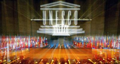 A&pi;&omicron;&chi;&omega;&rho;&omicron;ύ&nu; &omicron;&iota; &Eta;&Pi;&Alpha; &alpha;&pi;ό &tau;&eta;&nu; UNESCO