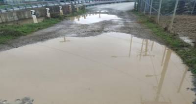 &Mu;ύ&rho;&iota;&nu;&alpha;: &laquo;&Tau;&alpha; &laquo;&mu;&pi;&alpha;&lambda;ώ&mu;&alpha;&tau;&alpha;&raquo; &pi;&alpha;&rho;&alpha;&mu;έ&nu;&omicron;&upsilon;&nu; &pi;ά&nu;&tau;&alpha; &laquo;&mu;&pi;&alpha;&lambda;ώ&mu;&alpha;&tau;&alpha;&raquo; &kappa;&alpha;&iota; &delta;&epsilon;&nu; &lambda;ύ&nu;&omicron;&upsilon;&nu; &pi;&rho;&omicron;&beta;&lambda;ή&mu;&alpha;&tau;&alpha;&raquo; (photos)