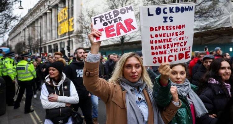 Βρετανία - Κορονοϊός: Εντείνονται οι πιέσεις για την άρση των περιοριστικών μέτρων  που αφορούν την αντιμετώπιση της πανδημίας