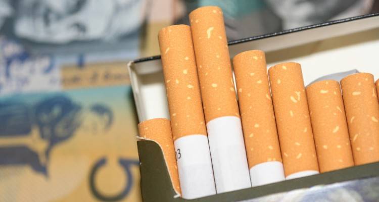 &Lambda;&alpha;&theta;&rho;&epsilon;&mu;&pi;ό&rho;&iota;&omicron;: 3,9 &delta;&iota;&sigma;. &pi;&alpha;&rho;ά&nu;&omicron;&mu;&alpha; &tau;&sigma;&iota;&gamma;ά&rho;&alpha; &sigma;&tau;&eta;&nu; &Epsilon;&upsilon;&rho;ώ&pi;&eta; | &Kappa;ί&nu;&delta;&upsilon;&nu;&omicron;&sigmaf; &gamma;&iota;&alpha; &tau;&eta; &delta;&eta;&mu;ό&sigma;&iota;&alpha; &upsilon;&gamma;&epsilon;ί&alpha;