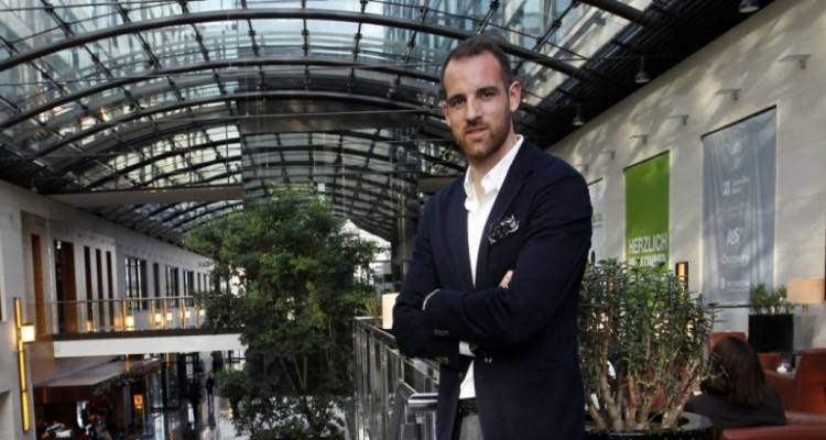 Σοκ στο παγκόσμιο ποδόσφαιρο: Για παιδική πορνογραφία κατηγορείται ο Γερμανός Κρίστοφ Μέτσελντερ