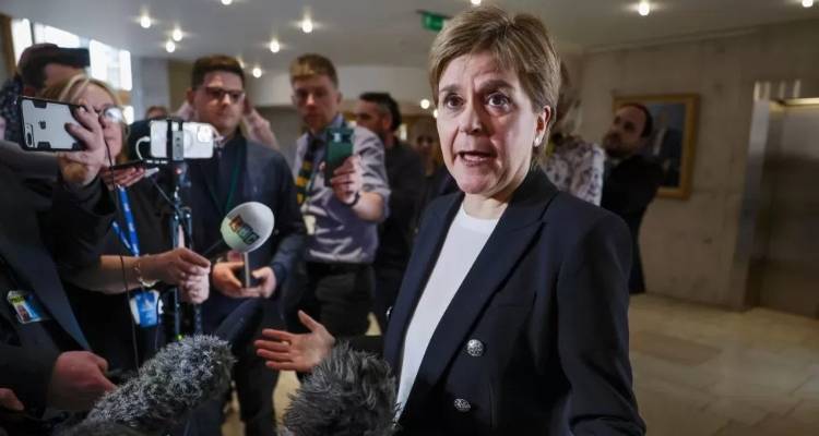 &Sigma;&kappa;&omega;&tau;ί&alpha;: &Omicron; Xά&mu;&zeta;&alpha; &Gamma;&iota;&omicron;ύ&sigma;&alpha;&phi; &delta;&epsilon;&nu; &theta;&alpha; &alpha;&nu;&alpha;&sigma;&tau;&epsilon;ί&lambda;&epsilon;&iota; &tau;&eta; &sigma;&upsilon;&mu;&mu;&epsilon;&tau;&omicron;&chi;ή &tau;&eta;&sigmaf; &Sigma;&tau;έ&rho;&tau;&zeta;&omicron;&nu; &sigma;&tau;&omicron; SNP