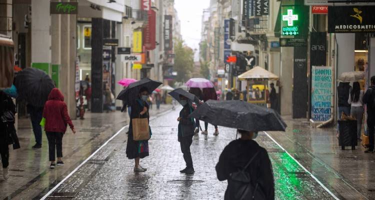 Καιρός: Σε ισχύ το δελτίο επιδείνωσης, απότομη αλλαγή με ισχυρές καταιγίδες