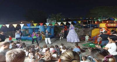 ksylopodaroi-fouskota-kai-bubble-magic-show-ksetrelanan-ta-paidia-tis-limnou