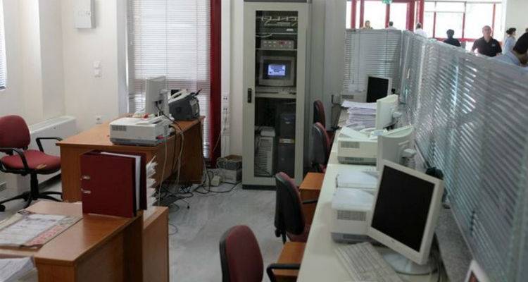 &Alpha;&Delta;&Epsilon;&Delta;&Upsilon; &kappa;&alpha;&iota; &Pi;&Omicron;&Epsilon;-&Omicron;&Tau;&Alpha; &laquo;&mu;&pi;&lambda;ό&kappa;&alpha;&rho;&alpha;&nu;&raquo; &tau;&eta;&nu; &alpha;&xi;&iota;&omicron;&lambda;ό&gamma;&eta;&sigma;&eta; - Έ&lambda;&eta;&xi;&epsilon; &eta; &pi;&rho;&omicron;&theta;&epsilon;&sigma;&mu;ί&alpha;