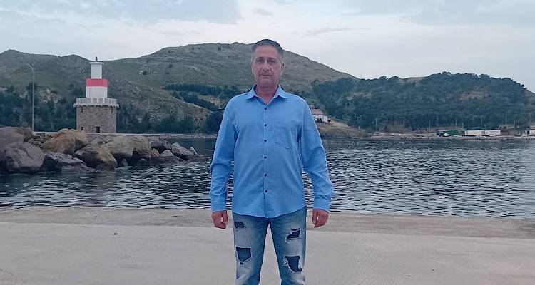 &Alpha;&nu;&epsilon;&xi;&alpha;&rho;&tau;&eta;&tau;&omicron;&pi;&omicron;&iota;ή&theta;&eta;&kappa;&epsilon; &alpha;&pi;ό &tau;&eta;&nu; &laquo;&Iota;&sigma;&chi;&upsilon;&rho;ή &Lambda;ή&mu;&nu;&omicron;&raquo; &omicron; &Epsilon;&mu;&mu;&alpha;&nu;&omicron;&upsilon;ή&lambda; &Tau;&sigma;&omicron;&mu;&pi;&alpha;&nu;έ&lambda;&lambda;&eta;&sigmaf; | &laquo;&Omicron;&iota; &alpha;&pi;&omicron;&phi;ά&sigma;&epsilon;&iota;&sigmaf; &lambda;&alpha;&mu;&beta;ά&nu;&omicron;&nu;&tau;&alpha;&nu; &alpha;&pi;ό έ&nu;&alpha;&nu; ά&nu;&theta;&rho;&omega;&pi;&omicron;&raquo;