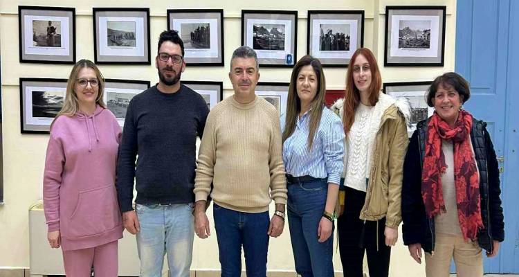 &Nu;έ&omicron; &Delta;&iota;&omicron;&iota;&kappa;&eta;&tau;&iota;&kappa;ό &Sigma;&upsilon;&mu;&beta;&omicron;ύ&lambda;&iota;&omicron; &sigma;&tau;&omicron;&nu; &Epsilon;&kappa;&pi;&omicron;&lambda;&iota;&tau;&iota;&sigma;&tau;&iota;&kappa;ό &Sigma;ύ&lambda;&lambda;&omicron;&gamma;&omicron; &Pi;&omicron;&rho;&tau;&iota;&alpha;&nu;&omicron;ύ | &Pi;&rho;ό&epsilon;&delta;&rho;&omicron;&sigmaf; &xi;&alpha;&nu;ά &omicron; &Alpha;&theta;&alpha;&nu;ά&sigma;&iota;&omicron;&sigmaf; &Mu;&iota;&chi;&alpha;&lambda;ό&pi;&omicron;&upsilon;&lambda;&omicron;&sigmaf;