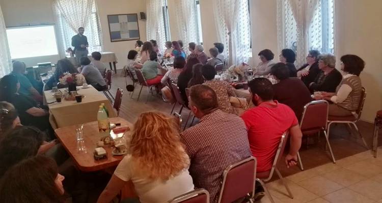 &Tau;&omicron; &Lambda;&iota;&beta;&alpha;&delta;&omicron;&chi;ώ&rho;&iota; &tau;ί&mu;&eta;&sigma;&epsilon; &tau;&eta; &Mu;&eta;&tau;έ&rho;&alpha; (photos)