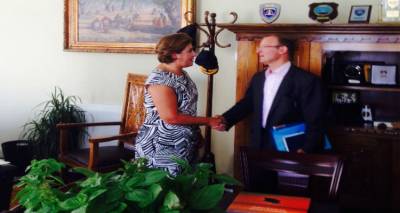 Με τον Πρέσβη της Μεγάλης Βρετανίας συναντήθηκε η Χριστιάνα Καλογήρου