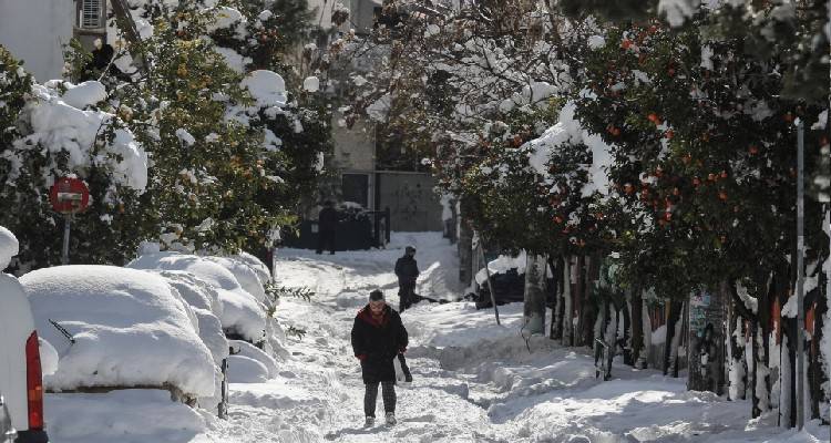 &Kappa;&alpha;&kappa;&omicron;&kappa;&alpha;&iota;&rho;ί&alpha; &Epsilon;&lambda;&pi;ί&sigmaf; - &Chi;&iota;ό&nu;&iota;&alpha;: &Eta; &Tau;&epsilon;&tau;ά&rho;&tau;&eta; &eta; &pi;&iota;&omicron; &delta;ύ&sigma;&kappa;&omicron;&lambda;&eta; &mu;έ&rho;&alpha; &lambda;ό&gamma;&omega; &pi;&alpha;&gamma;&epsilon;&tau;&omicron;ύ