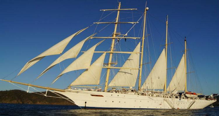 Το κρουαζιερόπλοιο «Star Flyer» στη Λήμνο