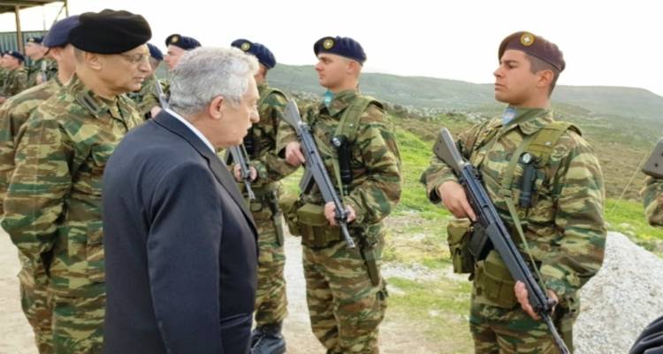 &Tau;&omicron;&nu; Ά&gamma;&iota;&omicron; &Epsilon;&upsilon;&sigma;&tau;&rho;ά&tau;&iota;&omicron; &epsilon;&pi;&iota;&sigma;&kappa;έ&phi;&theta;&eta;&kappa;&epsilon; &omicron; &Phi;ώ&tau;&eta;&sigmaf; &Kappa;&omicron;&upsilon;&beta;έ&lambda;&eta;&sigmaf; (photos)