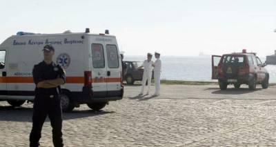 &Tau;&rho;&alpha;&gamma;&omega;&delta;ί&alpha; &sigma;&tau;&eta; &Phi;&omicron;&lambda;έ&gamma;&alpha;&nu;&delta;&rho;&omicron;: &laquo;&Eta; &mu;&eta;&tau;έ&rho;&alpha; &mu;&omicron;&upsilon; &zeta;&eta;&tau;&omicron;ύ&sigma;&epsilon; &nu;&alpha; &tau;&eta; &sigma;ώ&sigma;&omicron;&upsilon;&mu;&epsilon; - &Xi;&epsilon;&psi;ύ&chi;&eta;&sigma;&epsilon; &alpha;&beta;&omicron;ή&theta;&eta;&tau;&eta;&raquo;