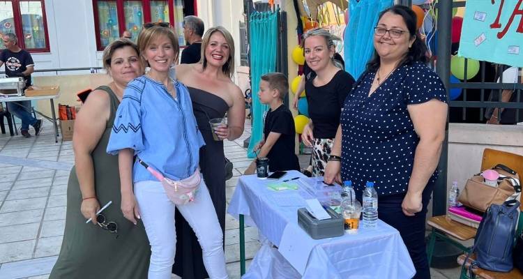 2&omicron; &Delta;&eta;&mu;&omicron;&tau;&iota;&kappa;ό &Mu;ύ&rho;&iota;&nu;&alpha;&sigmaf; "&Mu;&iota;&alpha; &alpha;&gamma;&kappa;&alpha;&lambda;&iota;ά &gamma;&iota;&alpha; ό&sigma;&omicron;&upsilon;&sigmaf; &mu;&alpha;&sigmaf; &beta;&omicron;ή&theta;&eta;&sigma;&alpha;&nu;"