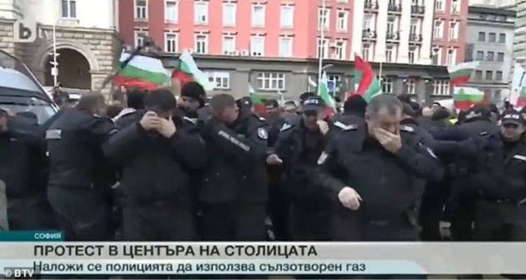 &Gamma;&kappa;ά&phi;&alpha; &Beta;&omicron;ύ&lambda;&gamma;&alpha;&rho;&omega;&nu; &alpha;&sigma;&tau;&upsilon;&nu;&omicron;&mu;&iota;&kappa;ώ&nu;: &Alpha;&nu;&tau;ί &gamma;&iota;&alpha; &tau;&omicron;&upsilon;&sigmaf; &delta;&iota;&alpha;&delta;&eta;&lambda;&omega;&tau;έ&sigmaf;, &psi;έ&kappa;&alpha;&sigma;&alpha;&nu; &sigma;&upsilon;&nu;&alpha;&delta;έ&lambda;&phi;&omicron;&upsilon;&sigmaf; &tau;&omicron;&upsilon;&sigmaf;