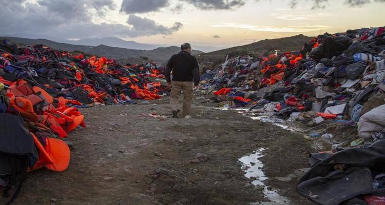 &Beta;&omicron;ή&theta;&epsilon;&iota;&alpha; &epsilon;&kappa; &Chi;ό&lambda;&iota;&gamma;&omicron;&upsilon;&nu;&tau; &sigma;&tau;&eta; &Lambda;έ&sigma;&beta;&omicron;