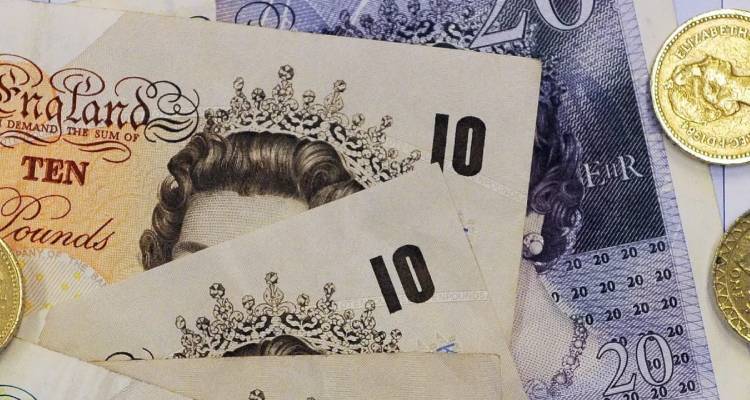 &Beta;&rho;&epsilon;&tau;&alpha;&nu;ί&alpha; : &Omicron; &Sigma;&omicron;ύ&nu;&alpha;&kappa; &theta;έ&lambda;&epsilon;&iota; &nu;&alpha; &mu;&epsilon;&iota;ώ&sigma;&epsilon;&iota; &tau;&omicron;&upsilon;&sigmaf; &phi;ό&rho;&omicron;&upsilon;&sigmaf; έ&omega;&sigmaf; &kappa;&alpha;&iota; 2% &pi;&rho;&iota;&nu; &alpha;&pi;ό &tau;&iota;&sigmaf; &epsilon;&kappa;&lambda;&omicron;&gamma;έ&sigmaf;