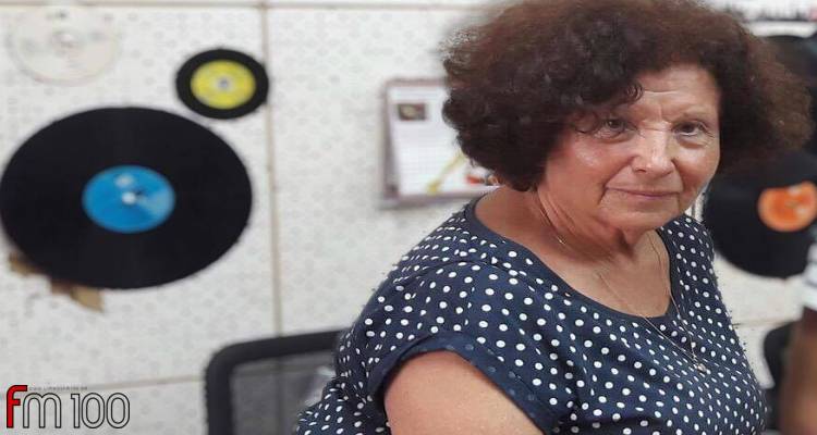 &Eta; &Nu;ί&tau;&sigma;&alpha; &Delta;ώ&rho;&alpha; &omicron;&rho;ί&sigma;&tau;&eta;&kappa;&epsilon; &sigma;ύ&mu;&beta;&omicron;&upsilon;&lambda;&omicron;&sigmaf; &Delta;&eta;&mu;&omicron;&tau;&iota;&kappa;ή&sigmaf; &Kappa;&omicron;&iota;&nu;ό&tau;&eta;&tau;&alpha;&sigmaf; &Mu;ύ&rho;&iota;&nu;&alpha;&sigmaf; &sigma;&tau;&eta; &theta;έ&sigma;&eta; &tau;&omicron;&upsilon; &pi;&alpha;&rho;&alpha;&iota;&tau;&eta;&theta;έ&nu;&tau;&omicron;&sigmaf; &Beta;. &Kappa;&alpha;&lambda;&lambda;&iota;&gamma;&epsilon;&rho;ή