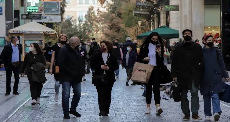 &Kappa;&omicron;&rho;&omega;&nu;&omicron;ϊό&sigmaf;: 8.639 &nu;έ&alpha; &kappa;&rho;&omicron;ύ&sigma;&mu;&alpha;&tau;&alpha;, 52 &theta;ά&nu;&alpha;&tau;&omicron;&iota; &kappa;&alpha;&iota; 370 &delta;&iota;&alpha;&sigma;&omega;&lambda;&eta;&nu;&omega;&mu;έ&nu;&omicron;&iota;
