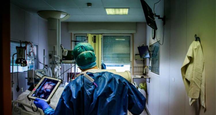 Κορωνοϊός - Τραγωδία δίχως τέλος στις ΗΠΑ: Ακόμα 3.856 νεκροί σε ένα 24ωρο