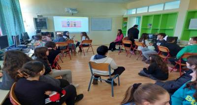 tin-imera-asfaloys-diadiktyou-timise-to-gymnasio-moydrou