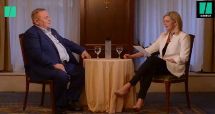 &Pi;&alpha;&nu;&tau;&epsilon;&lambda;ή&sigmaf; &Mu;&pi;&omicron;ύ&mu;&pi;&omicron;&upsilon;&rho;&alpha;&sigmaf;: &Eta; &delta;&iota;&alpha;&delta;&rho;&omicron;&mu;ή &alpha;&pi;ό &tau;&eta; &Lambda;ή&mu;&nu;&omicron; &sigma;&tau;&eta;&nu; &Omicron;&upsilon;&kappa;&rho;&alpha;&nu;ί&alpha; (video)