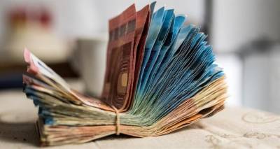 &Lambda;ή&mu;&nu;&omicron;&sigmaf;: &Epsilon;&xi;&iota;&chi;&nu;&iota;ά&sigma;&tau;&eta;&kappa;&epsilon; &pi;&epsilon;&rho;ί&pi;&tau;&omega;&sigma;&eta; &alpha;&pi;ά&tau;&eta;&sigmaf; &sigma;&epsilon; &beta;ά&rho;&omicron;&sigmaf; &pi;&omicron;&lambda;ί&tau;&eta;