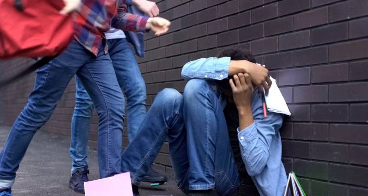 &Tau;&rho;&epsilon;&iota;&sigmaf; &alpha;&nu;ή&lambda;&iota;&kappa;&omicron;&iota; &xi;&upsilon;&lambda;&omicron;&kappa;ό&pi;&eta;&sigma;&alpha;&nu; ά&gamma;&rho;&iota;&alpha; 15&chi;&rho;&omicron;&nu;&omicron; &sigma;&tau;&eta;&nu; &Pi;ά&tau;&rho;&alpha; | &Sigma;&upsilon;&nu;&epsilon;&lambda;ή&phi;&theta;&eta;&sigma;&alpha;&nu; &omicron;&iota; &delta;ύ&omicron;