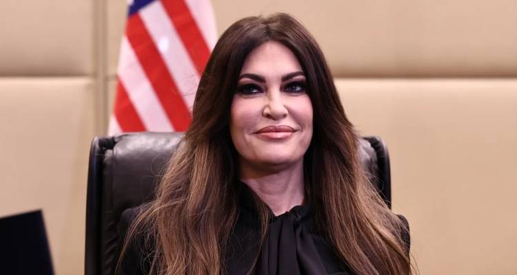 &Omicron; &Lambda;&epsilon;&upsilon;&kappa;ό&sigmaf; &Omicron;ί&kappa;&omicron;&sigmaf; &zeta;ή&tau;&eta;&sigma;&epsilon; &alpha;&pi;ό &tau;&eta;&nu; &Kappa;ί&mu;&pi;&epsilon;&rho;&lambda;&iota; &Gamma;&kappa;ί&lambda;&phi;&omicron;ϊ&lambda; &nu;&alpha; &pi;&alpha;&rho;&alpha;&iota;&tau;&eta;&theta;&epsilon;ί | &laquo;Ή&tau;&alpha;&nu; &upsilon;&pi;έ&rho;&omicron;&chi;&eta; &pi;&rho;&omicron;&sigma;&theta;ή&kappa;&eta; &sigma;&tau;&eta;&nu; &omicron;&mu;ά&delta;&alpha; &mu;&alpha;&sigmaf;, &tau;&eta;&sigmaf; &epsilon;&upsilon;&chi;ό&mu;&alpha;&sigma;&tau;&epsilon; &tau;&alpha; &kappa;&alpha;&lambda;ύ&tau;&epsilon;&rho;&alpha;&raquo;