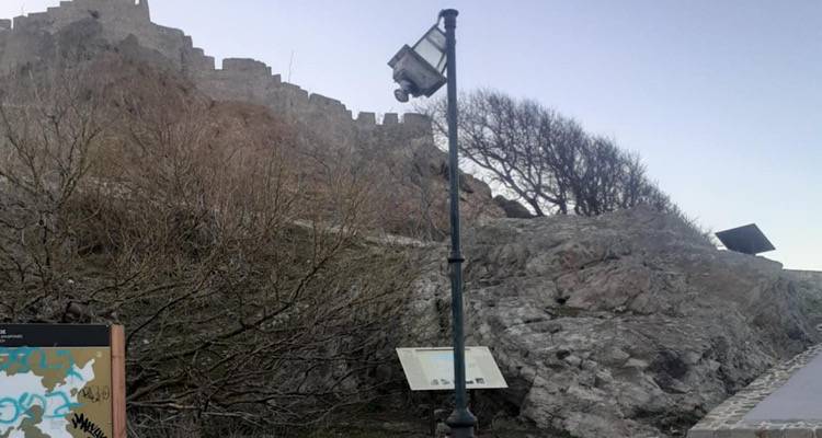 &Sigma;&pi;&alpha;&sigma;&mu;έ&nu;&omicron; &phi;&omega;&tau;&iota;&sigma;&tau;&iota;&kappa;ό &sigma;&tau;&omicron;&nu; &delta;&rho;ό&mu;&omicron; &pi;&rho;&omicron;&sigmaf; &tau;&eta; &Nu;&epsilon;&phi;έ&lambda;&eta;