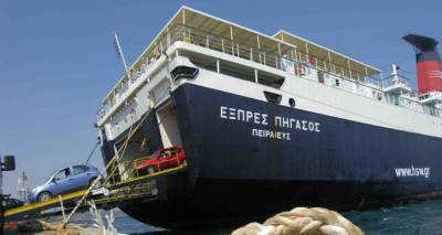 Δεμένο στην Καβάλα παραμένει το Πήγασος